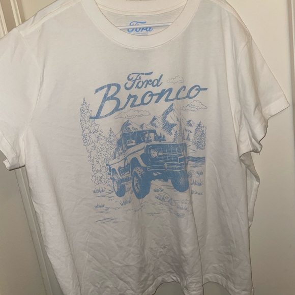 Maurice’s Ford Bronco Tee - Picture 1 of 6